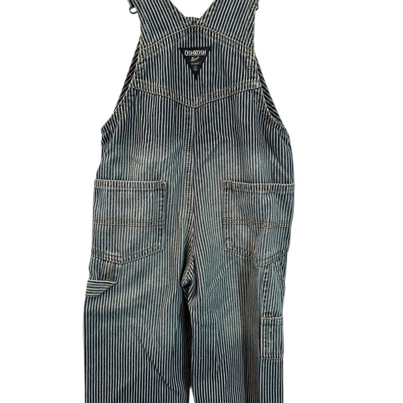 Oshkosh B gosh Overalls Sz 2T Conductor Stripe Vestbak Denim Jeans Snaps - Picture 2 of 6